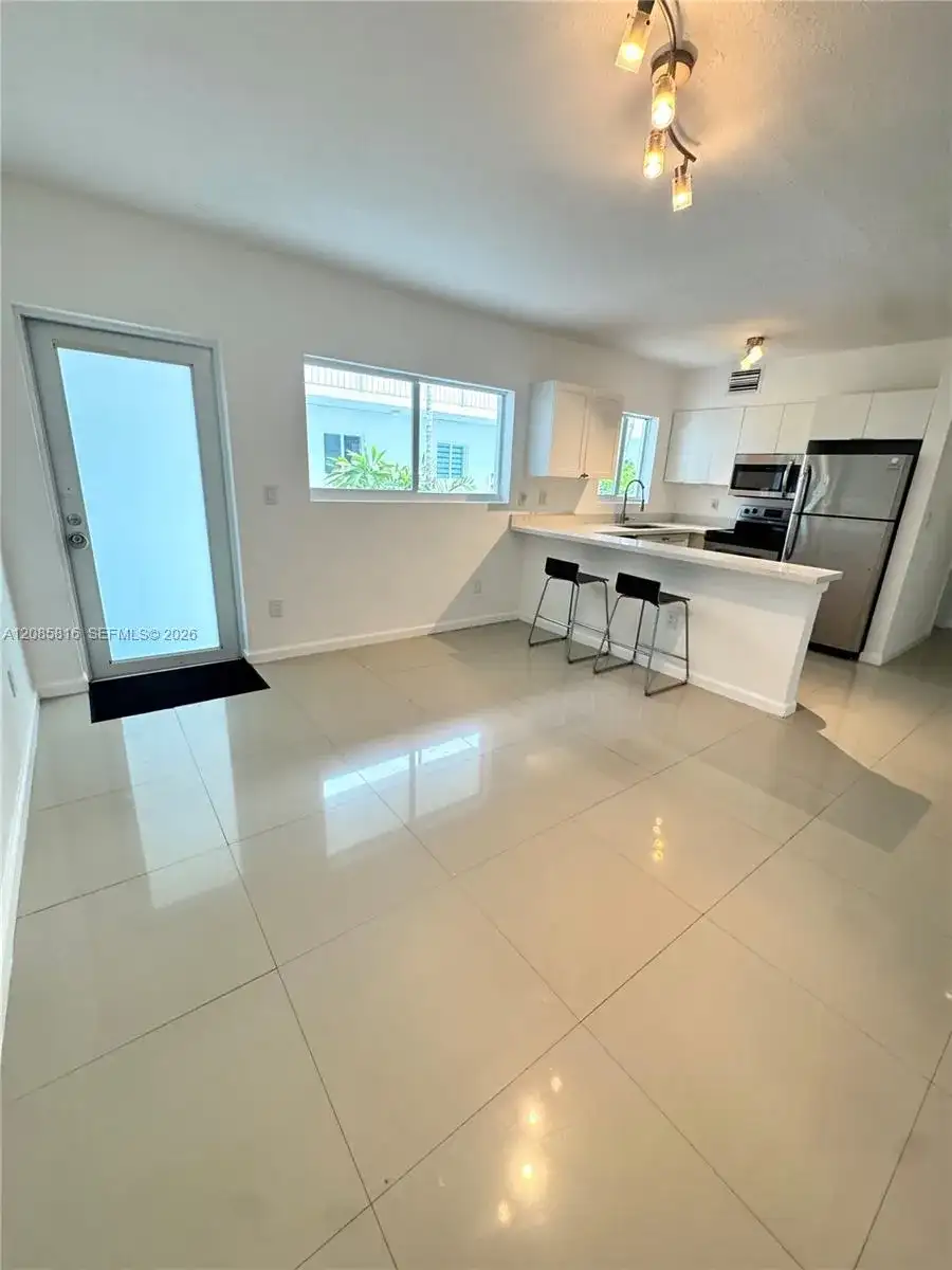 8035 Crespi Blvd # 2, Miami Beach FL 33141 photo 4