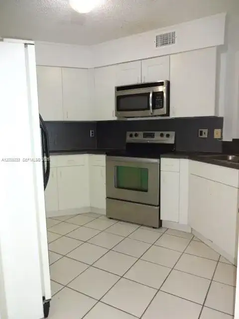 4681 NW 9th St # 208, Miami FL 33126 photo 4
