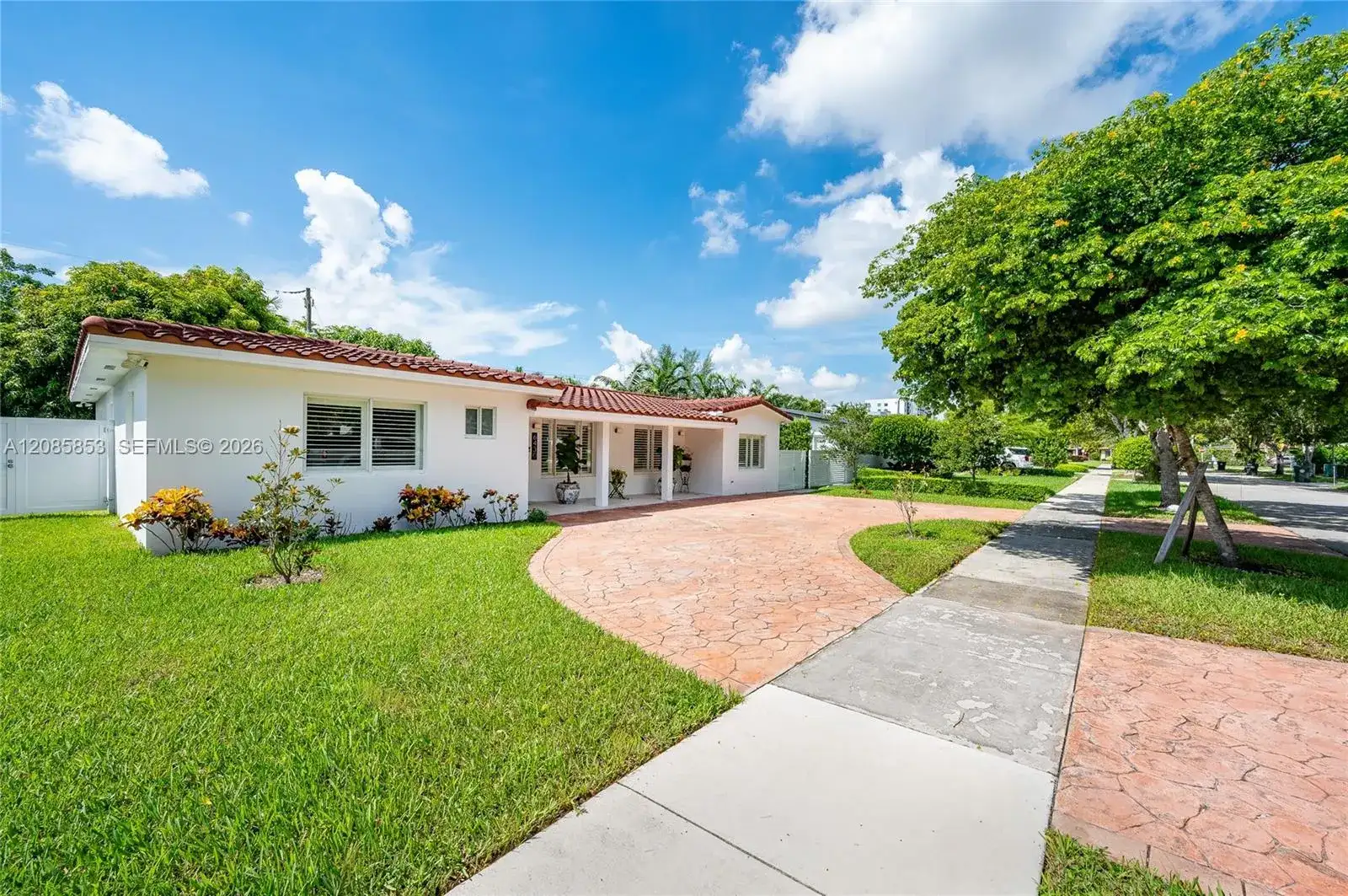 6430 SW 21 St, West Miami FL 33155 photo 3