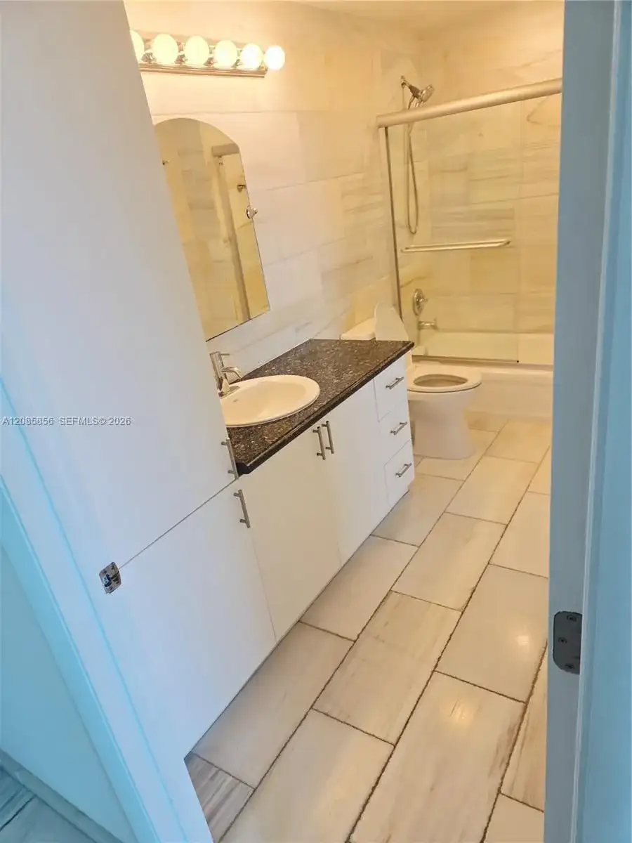 1401 SW 22nd St # 1203, Miami FL 33145 photo 5