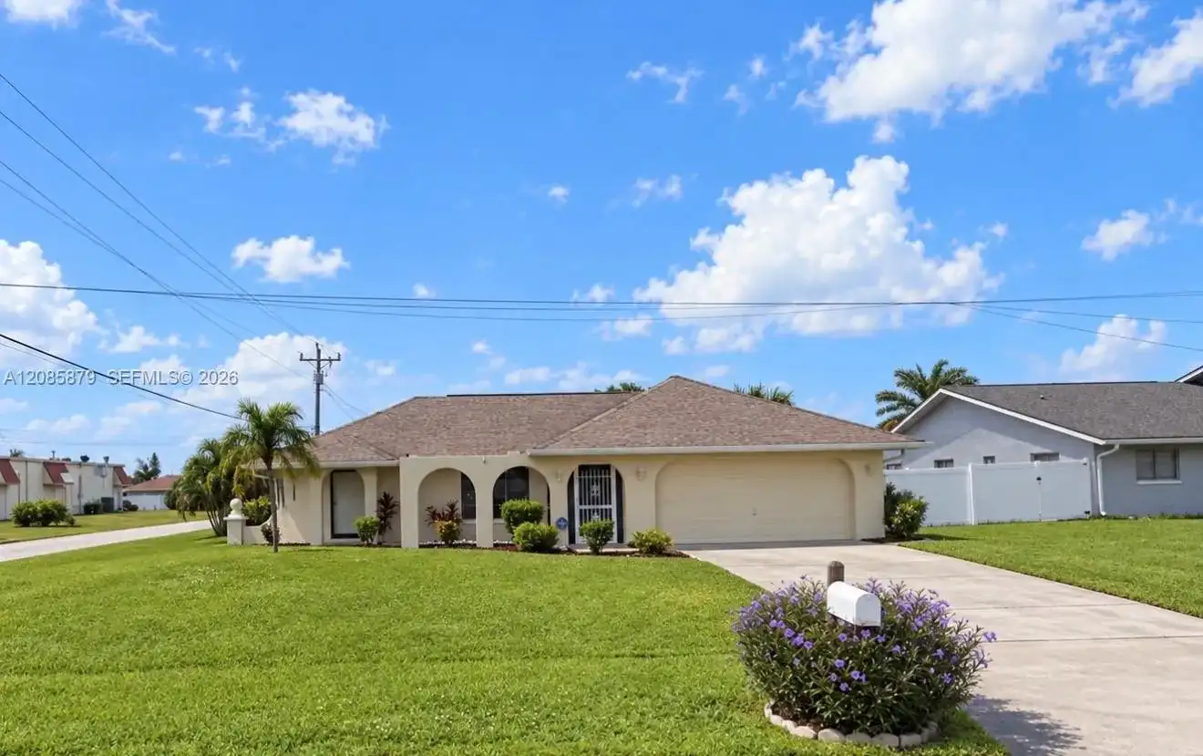 1328 SE 15th Pl., Cape Coral FL 33990