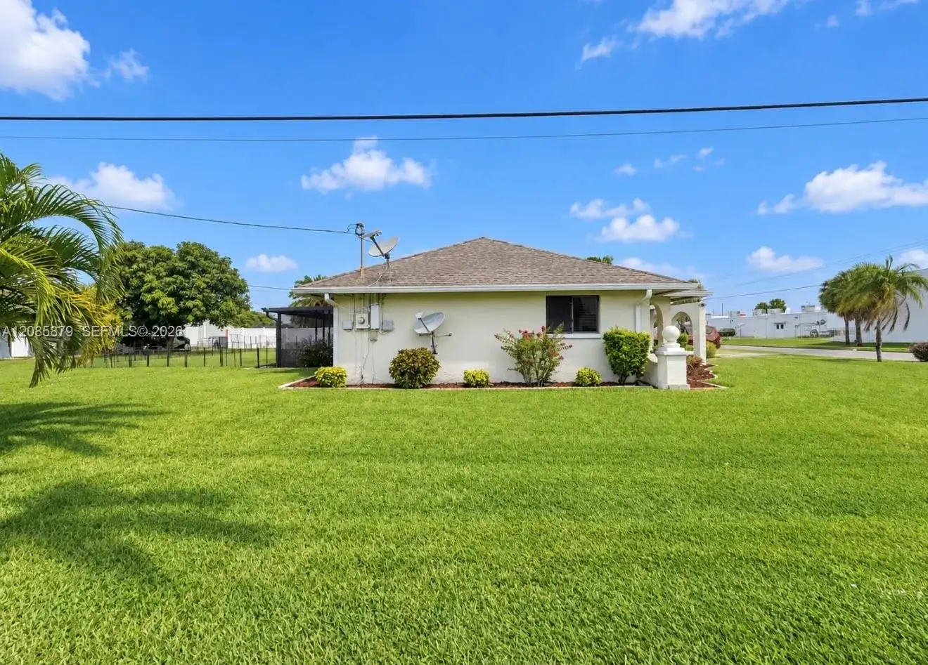 1328 SE 15th Pl., Cape Coral FL 33990 photo 3