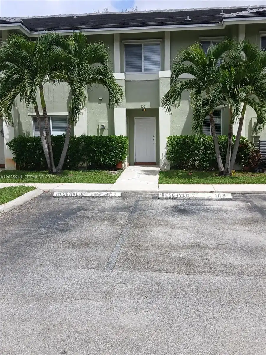 105 Hidden Ct Rd # 3, Hollywood FL 33023