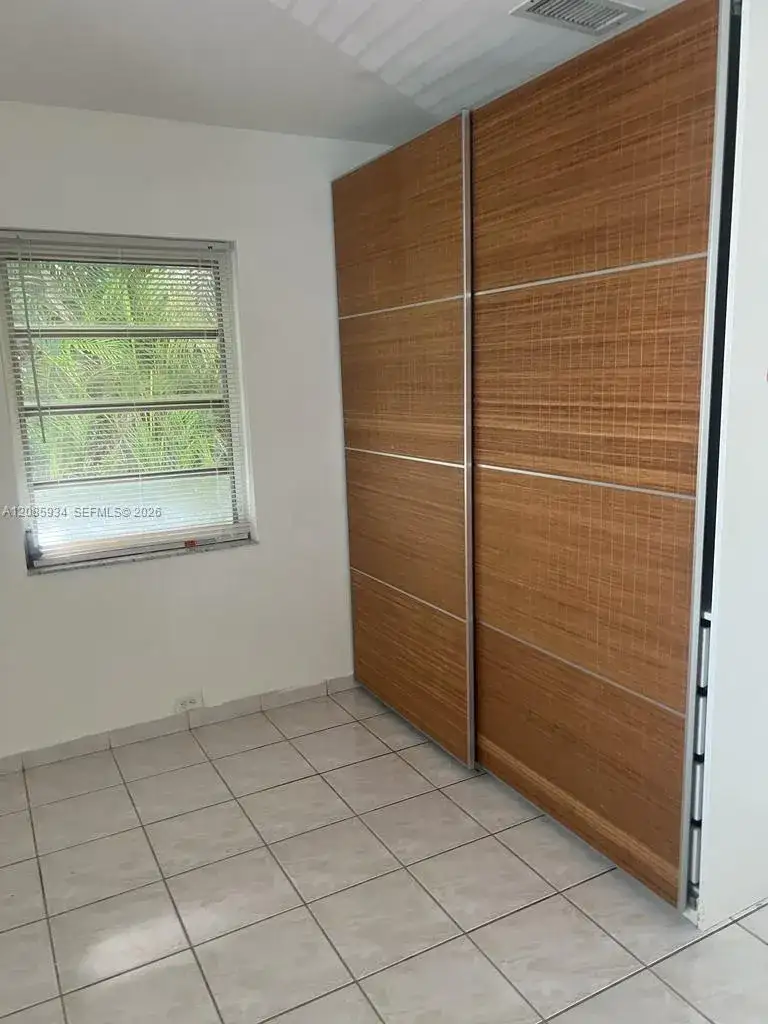 526 SW 64th Ave # 5, Miami FL 33144 photo 4