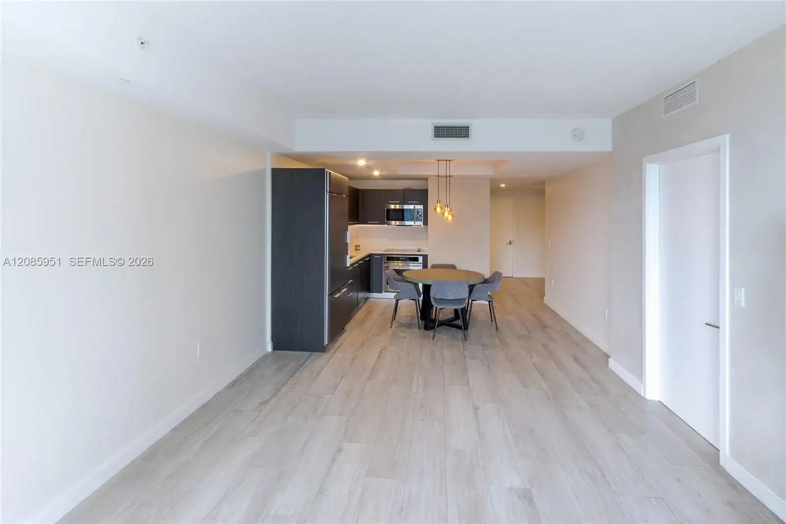 45 SW 9th St # 3105, Miami FL 33130 photo 5