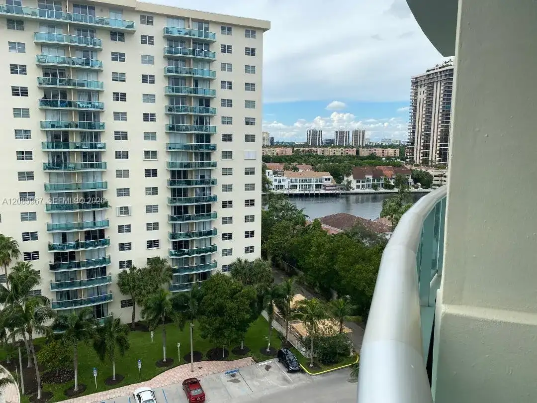 19380 Collins Ave # 1025, Sunny Isles Beach FL 33160 photo 5