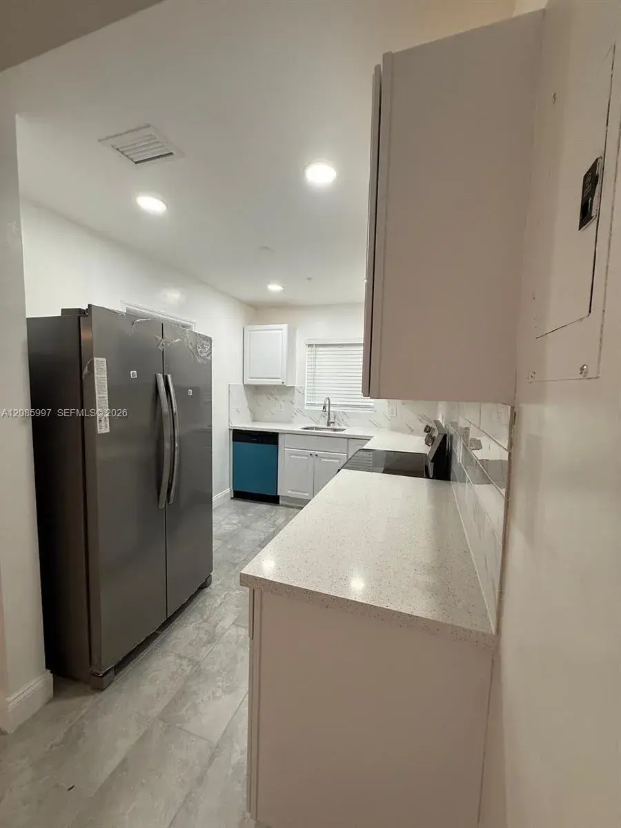 1507 Hayes St, Hollywood FL 33020