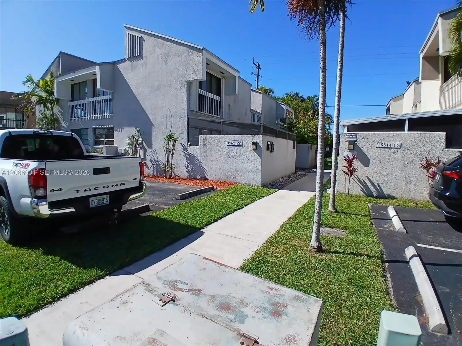 15820 SW 91st Ct # C, Palmetto Bay FL 33157 photo 2