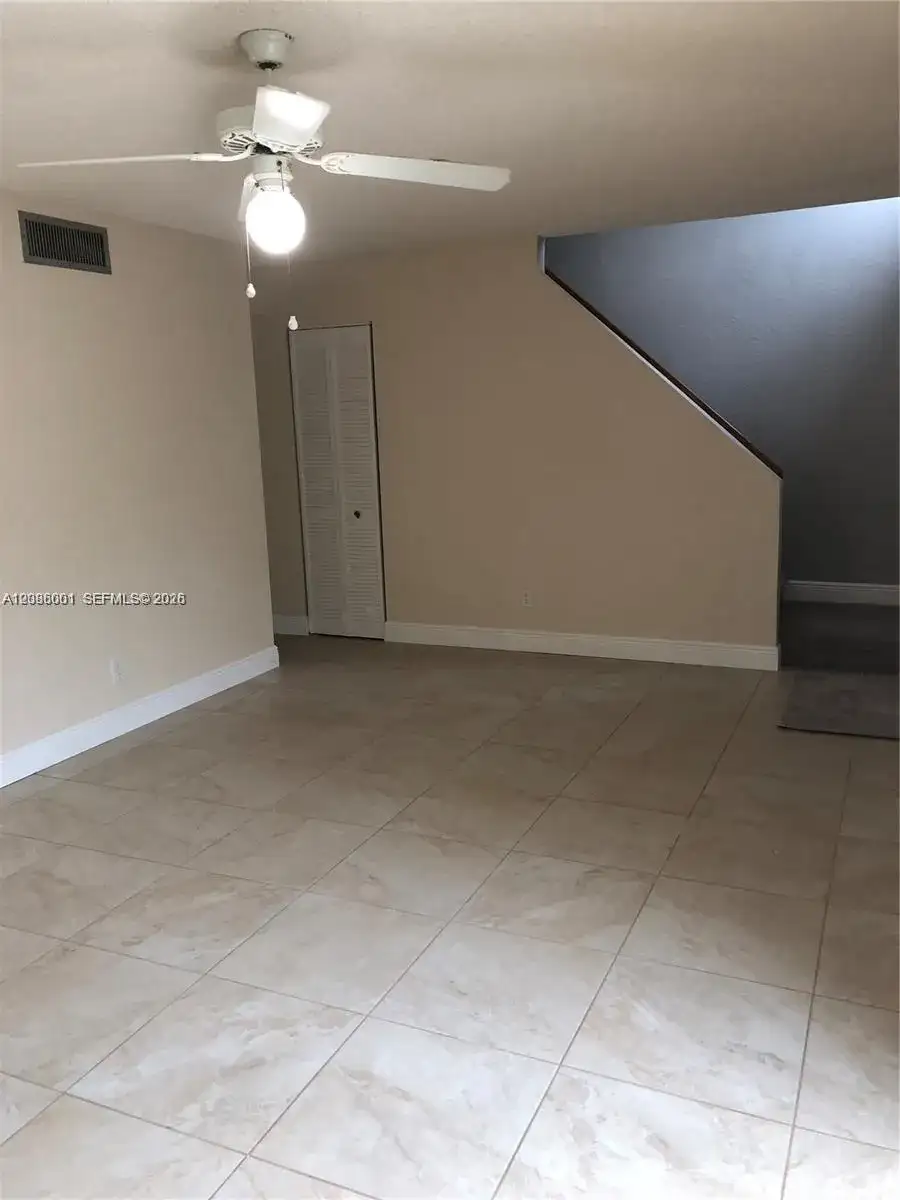 15820 SW 91st Ct # C, Palmetto Bay FL 33157 photo 4