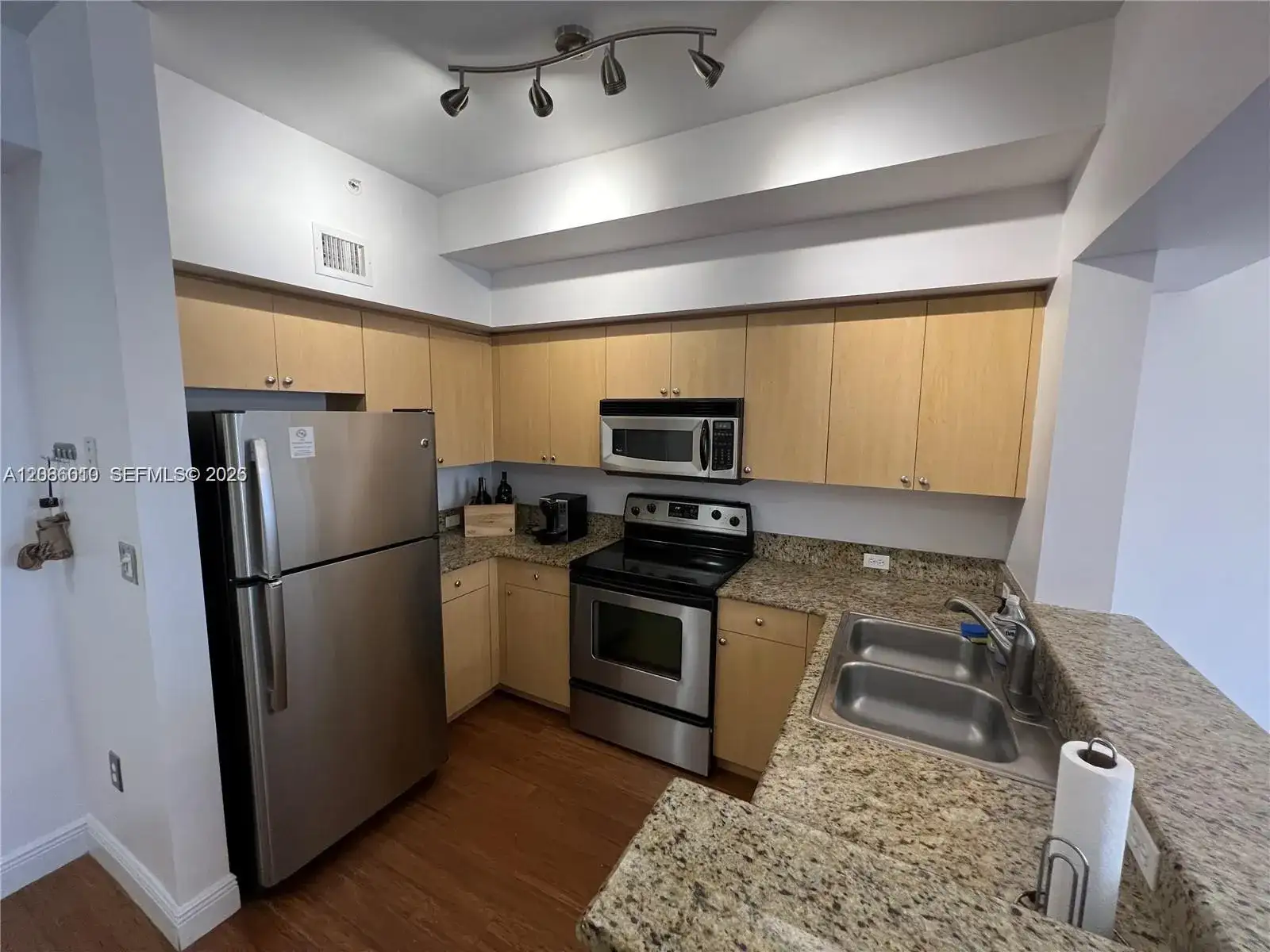 2965 NE 185th St # 1503, Aventura FL 33180 photo 3