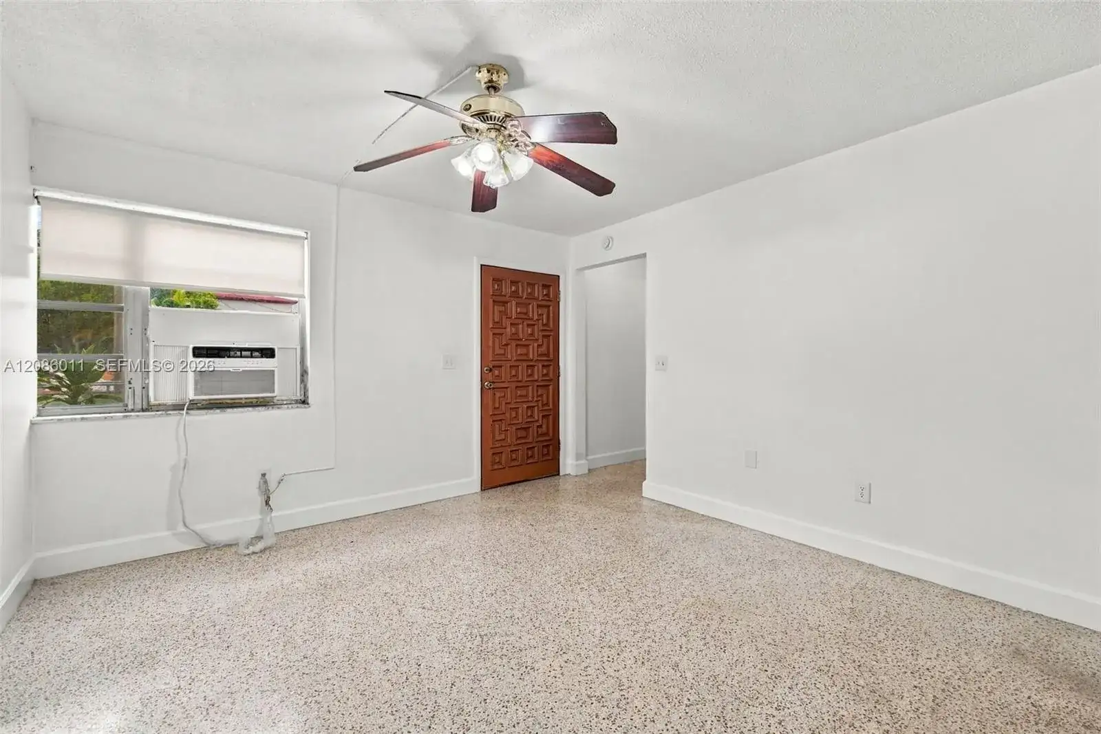 882 NW 2nd St, Miami FL 33128 photo 4