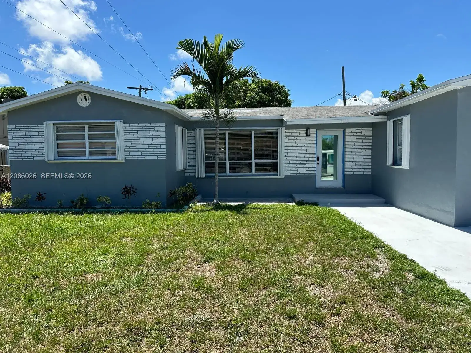 1510 S 24th Ave, Hollywood FL 33020 photo 2
