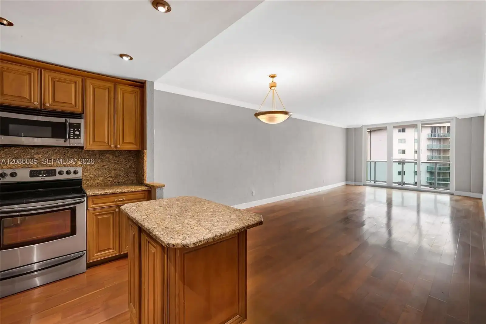 19390 Collins Ave # 1520, Sunny Isles Beach FL 33160 photo 4