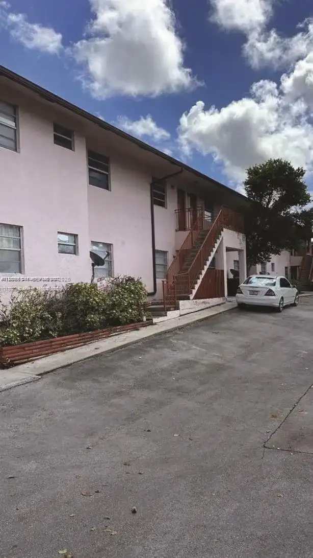 2920 Pierce St # 4, Hollywood FL 33020