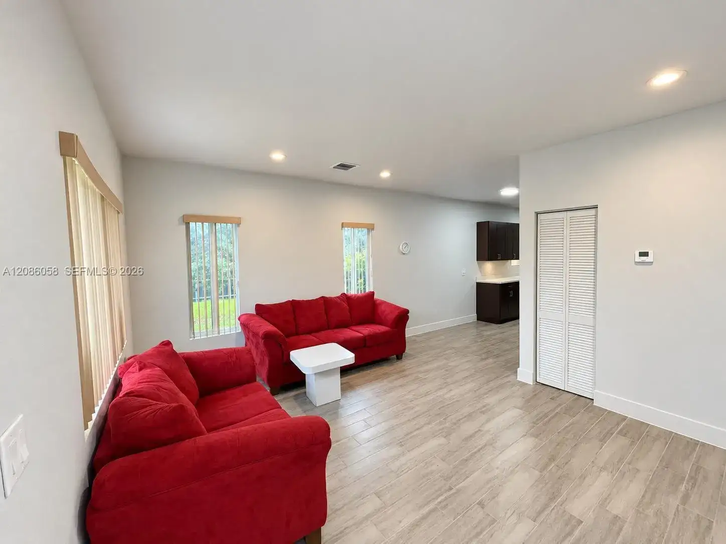 4420 NW 30th Ave, Miami FL 33142 photo 4