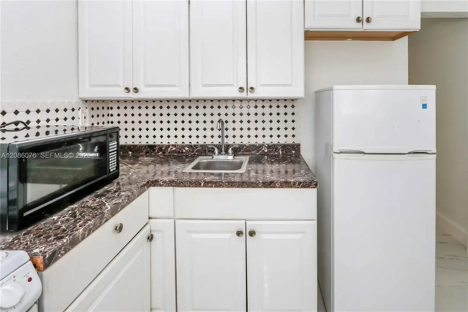 1236 NE 109th St # 3, Miami FL 33161 photo 3