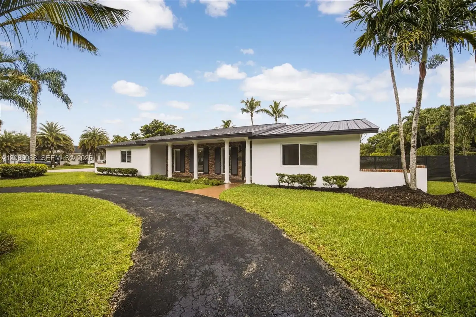 13240 SW 70th Ave, Pinecrest FL 33156 photo 3