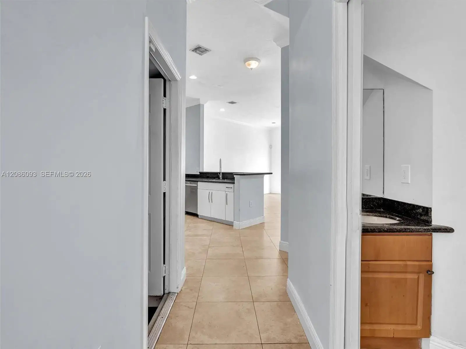 2727 Treasure Cove Cir # 2727, Dania Beach FL 33312 photo 4