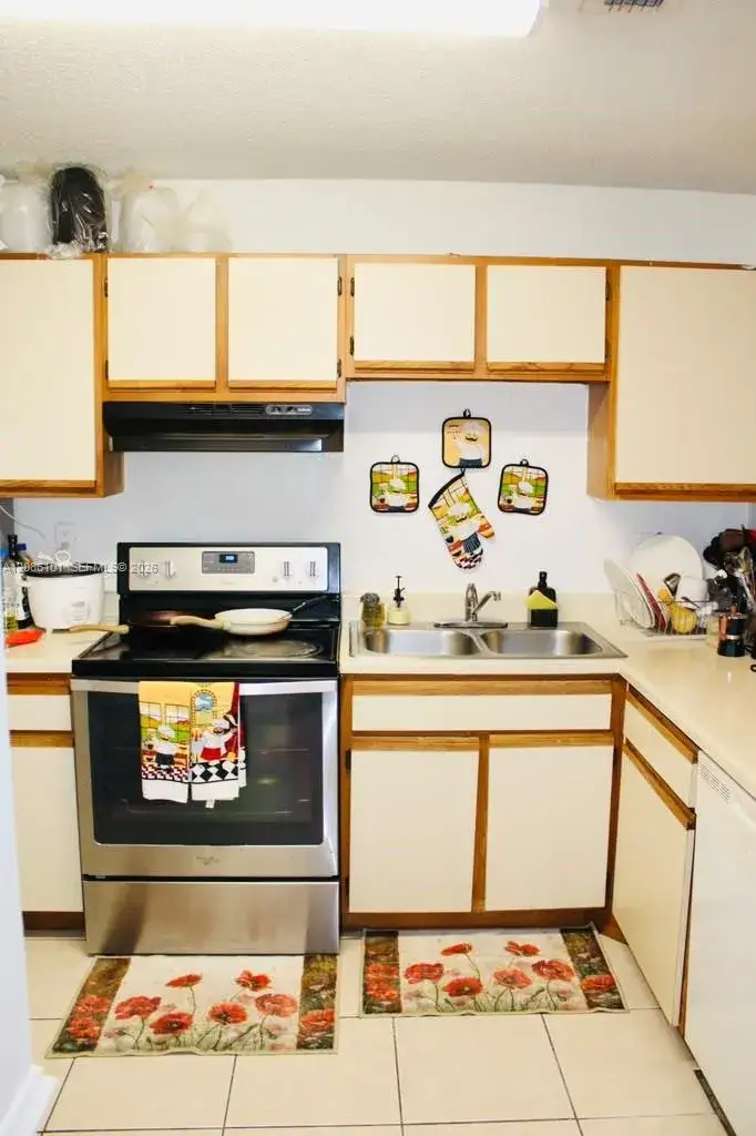 2238 80th Ter # 2238, Miramar FL 33025