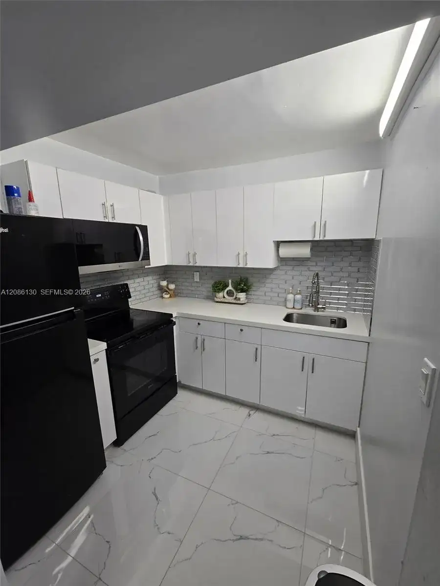 6620 W 2nd Ct # 103, Hialeah FL 33012 photo 2