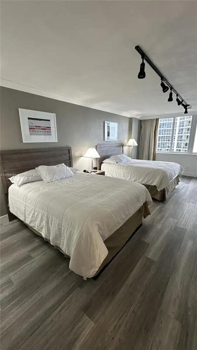19201 Collins Ave # 1119, Sunny Isles Beach FL 33160 photo 3