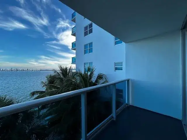 1900 S Treasure Dr # 3U, North Bay Village FL 33141