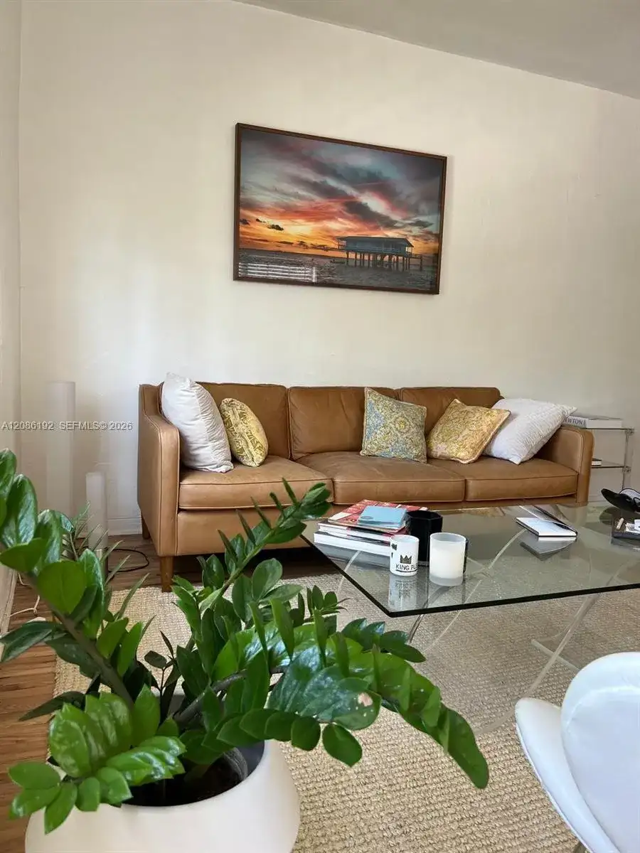 1551 Michigan Ave # 8, Miami Beach FL 33139 photo 2