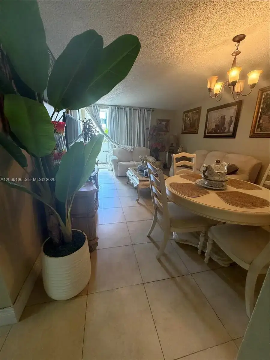 10090 NW 80 CT # 1327, Hialeah Gardens FL 33016 photo 2