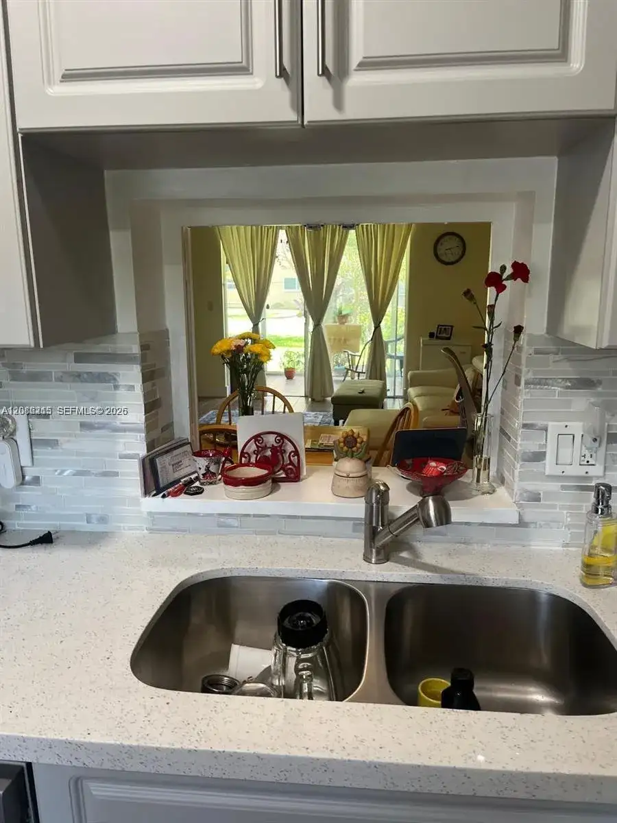 620 NE 12th Ave # 107, Hallandale Beach FL 33009 photo 5