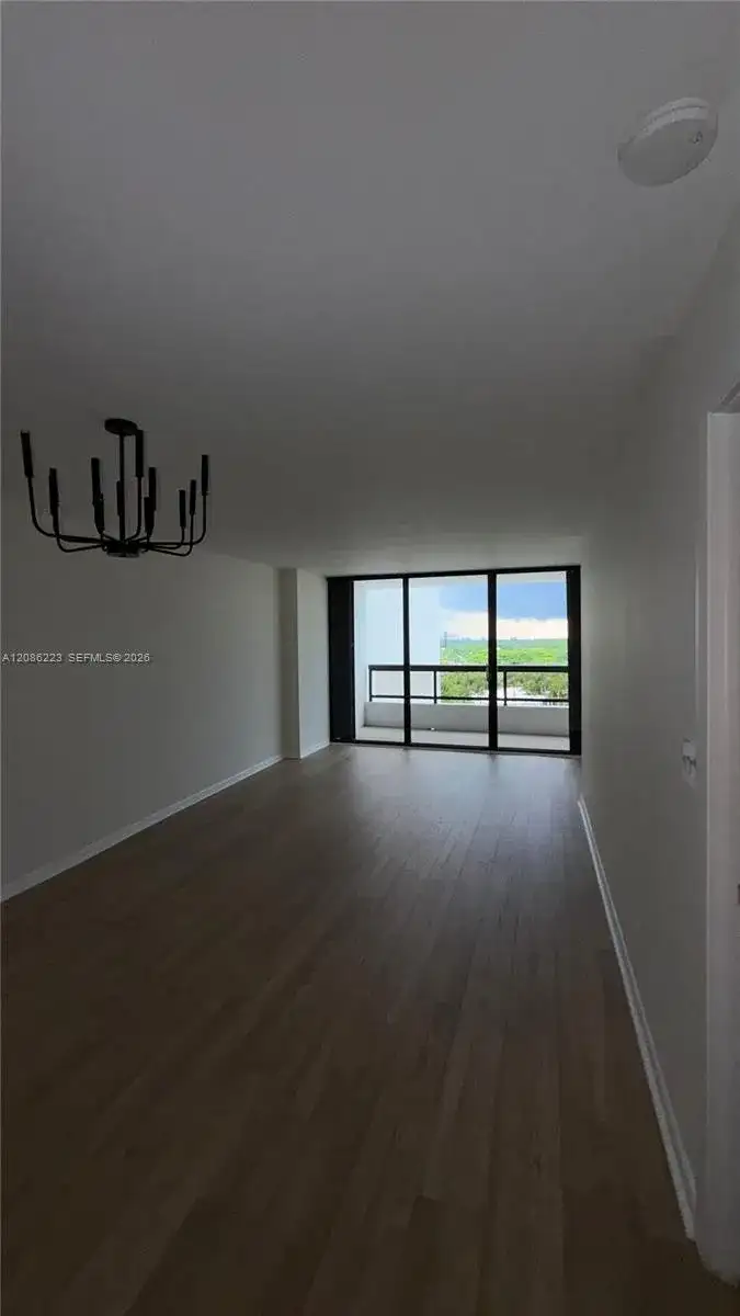2555 Collins Ave # 910, Miami Beach FL 33140 photo 5