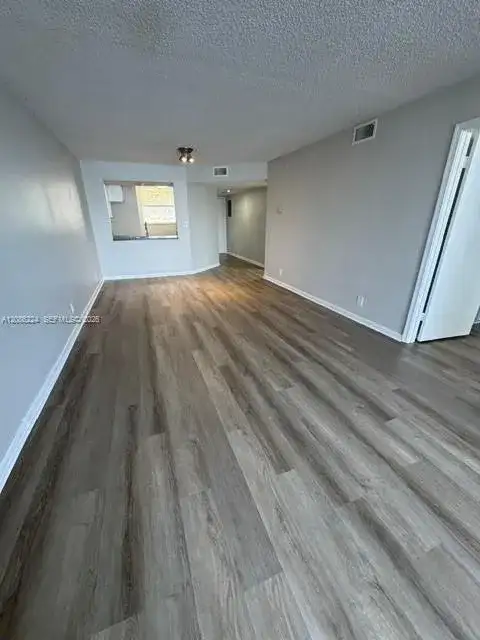 116 Lake Emerald Dr # 202, Oakland Park FL 33309 photo 3
