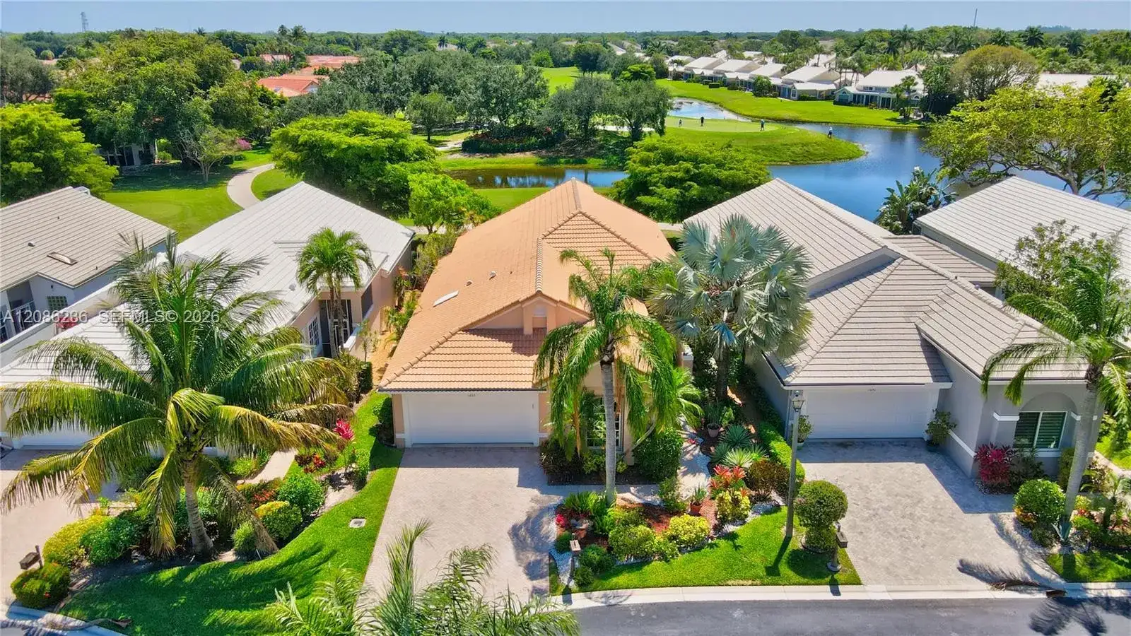 11622 Creekside Dr, Boynton Beach FL 33437 photo 2