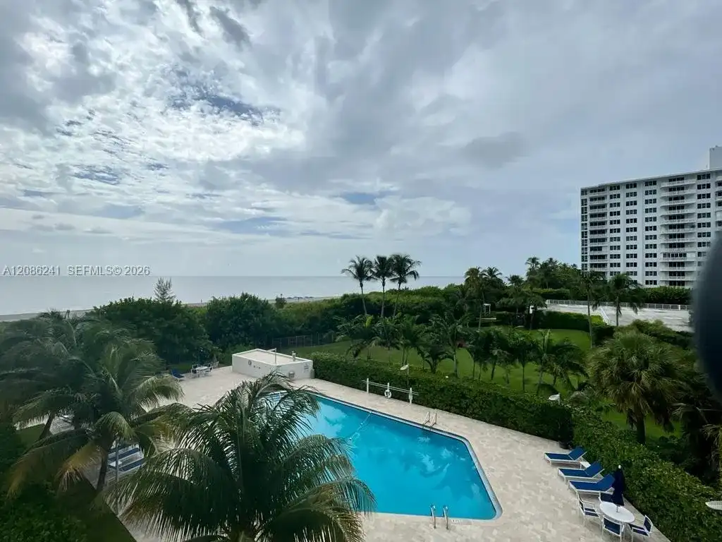 177 Ocean Lane Dr # 405, Key Biscayne FL 33149