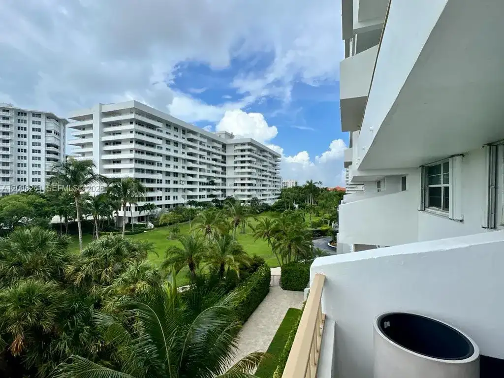177 Ocean Lane Dr # 405, Key Biscayne FL 33149 photo 3