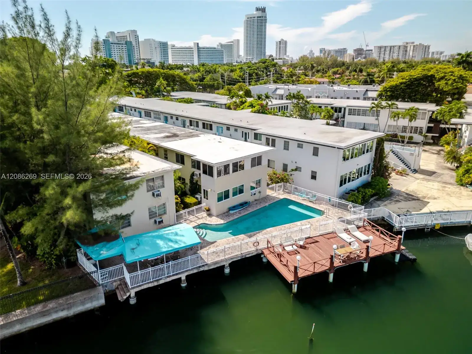 4740 Pine Tree Dr # 20, Miami Beach FL 33140 photo 2