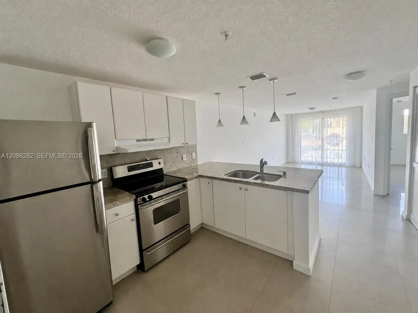 218 SW 8th Ave # 303, Miami FL 33130 photo 3