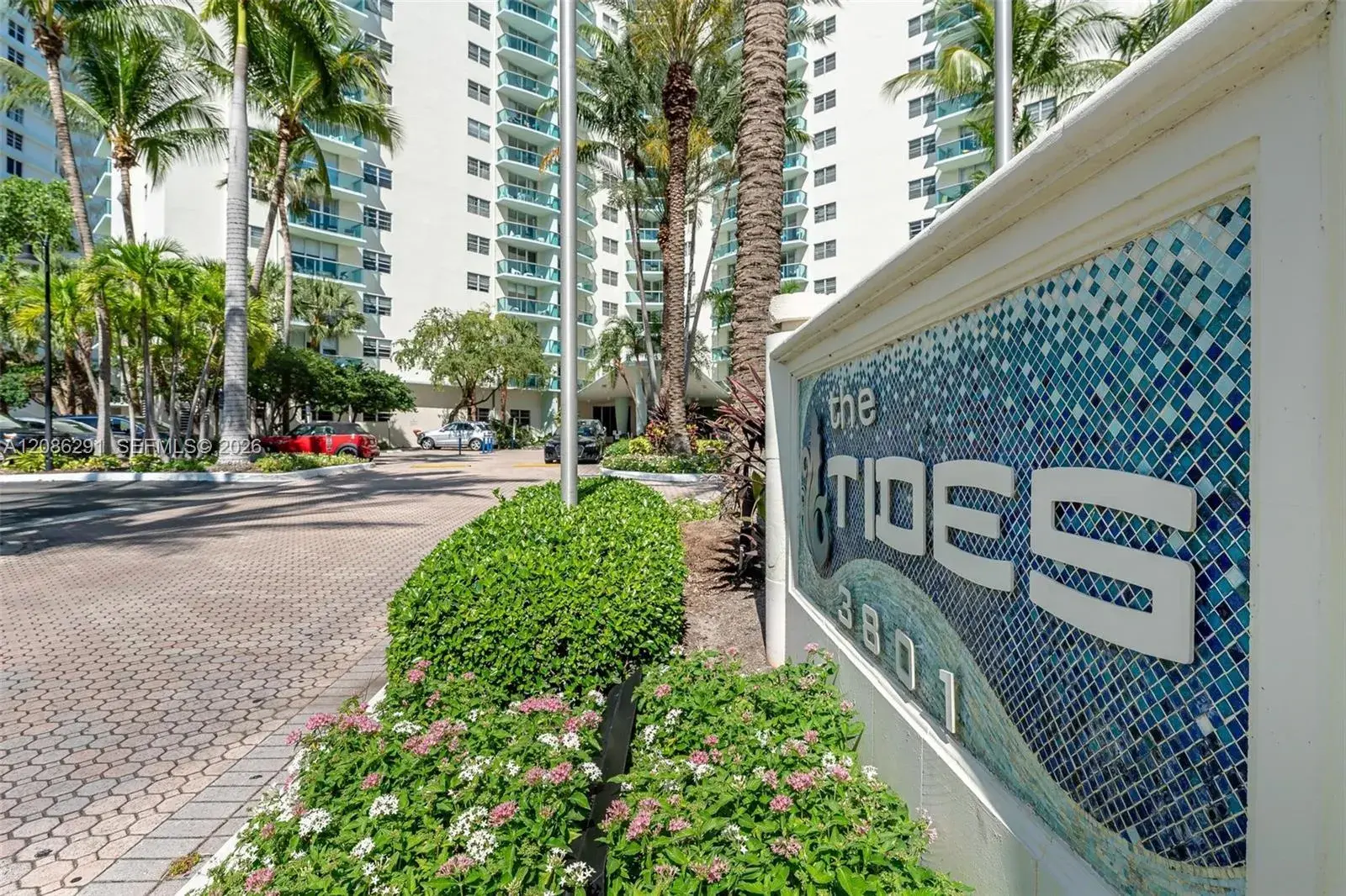 3801 S Ocean Dr # 9T, Hollywood FL 33019