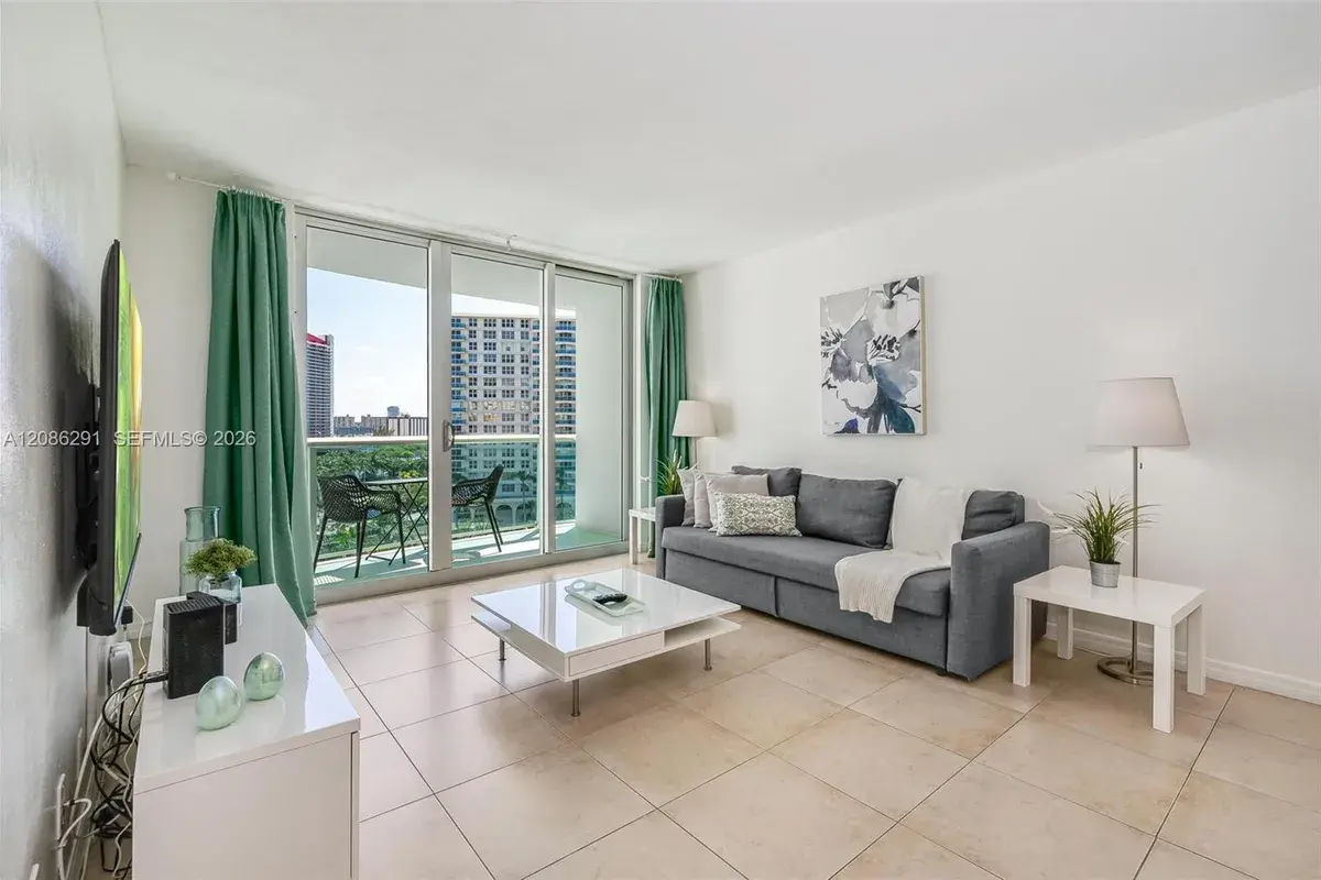 3801 S Ocean Dr # 9T, Hollywood FL 33019