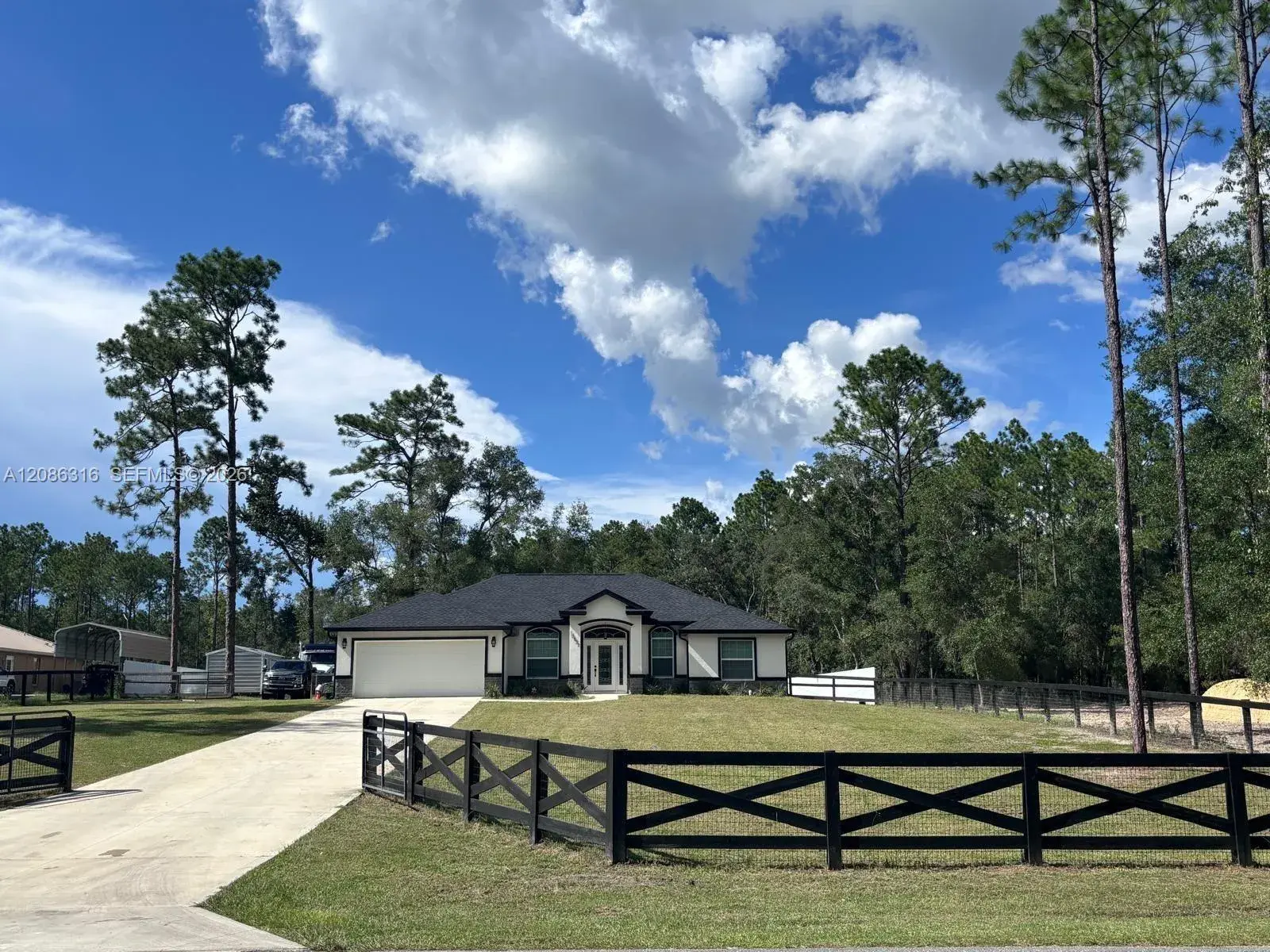 18537 SW 60th St, Other City - In The State Of Florida FL 34432