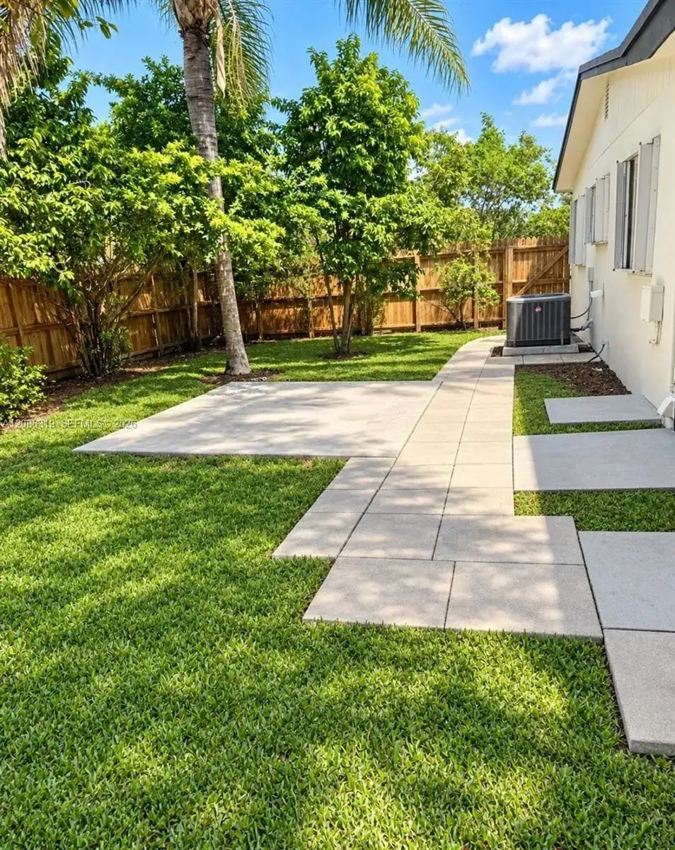 3522 NW 193rd St, Miami Gardens FL 33056 photo 3