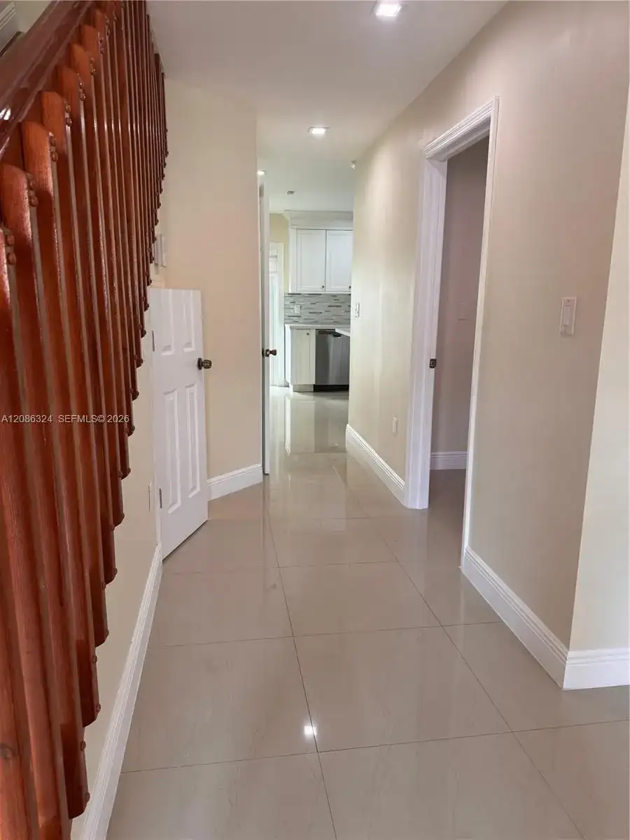 7075 NW 173rd Dr # 1406, Hialeah FL 33015 photo 4