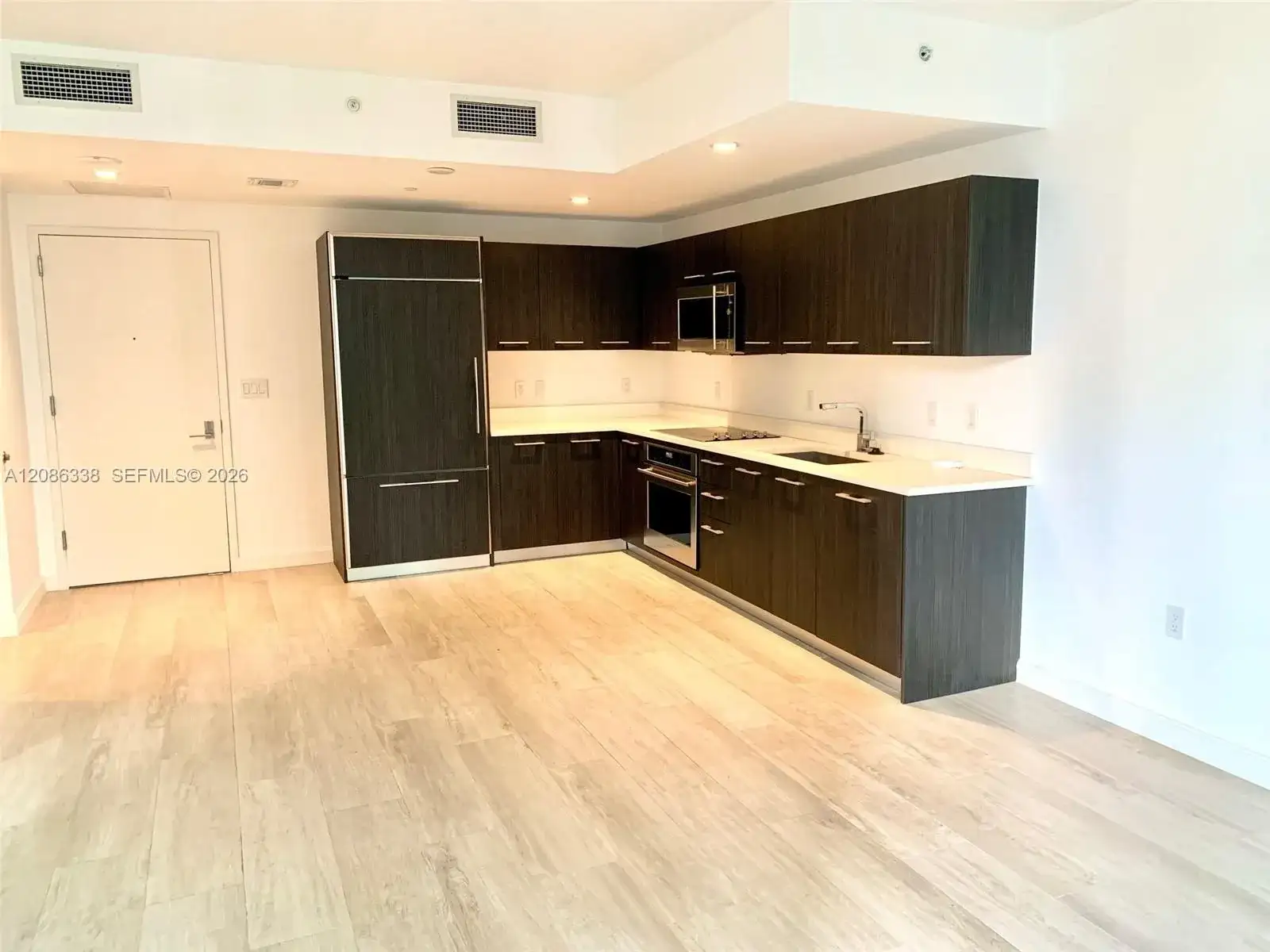 55 SW 9th St # 1707, Miami FL 33130 photo 2