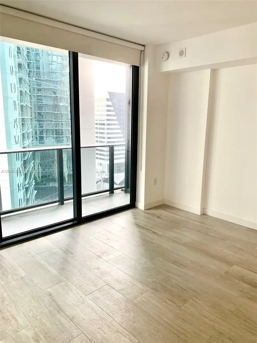 55 SW 9th St # 1707, Miami FL 33130 photo 5