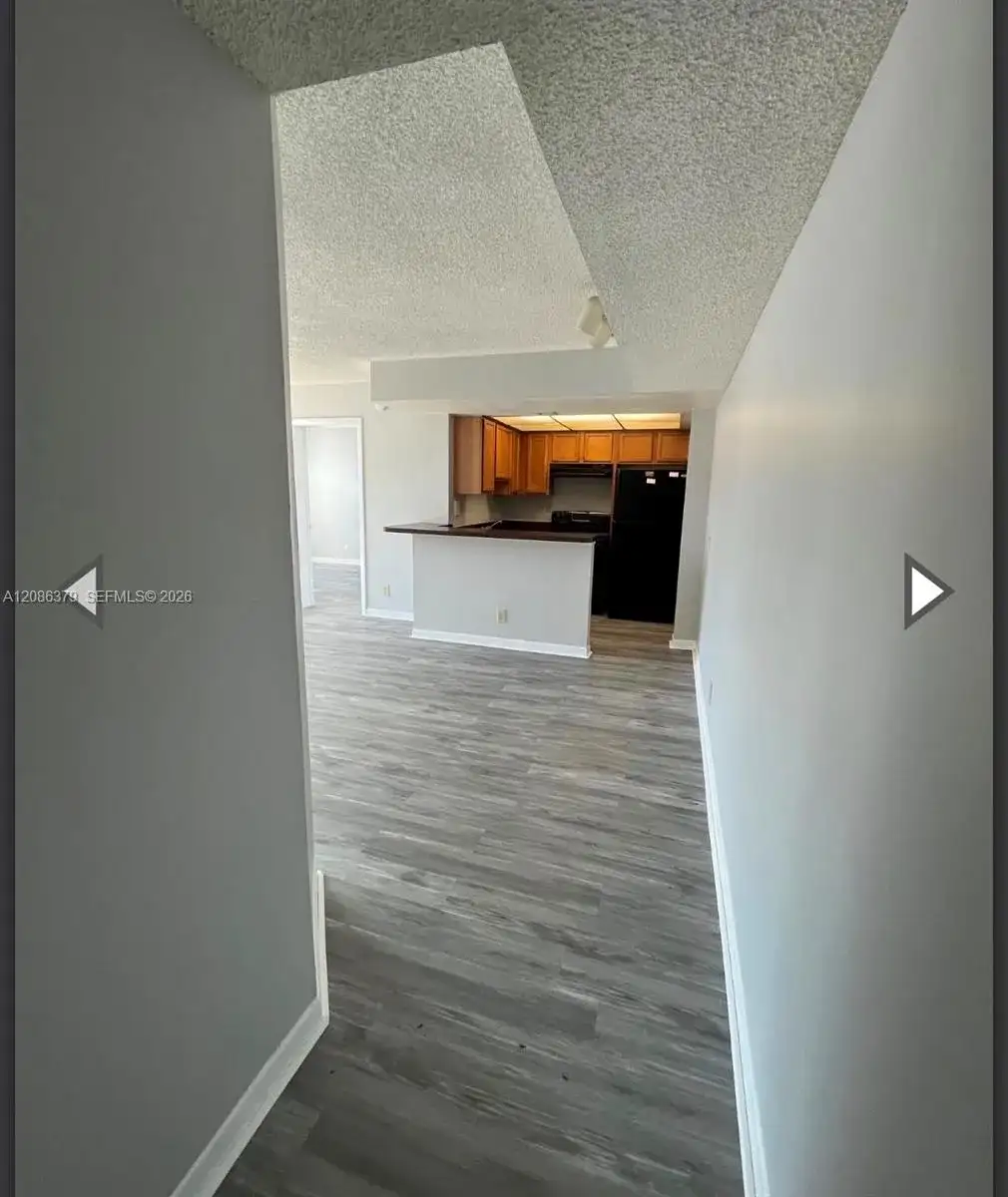 706 Executive Center Dr # 34, West Palm Beach FL 33401 photo 2