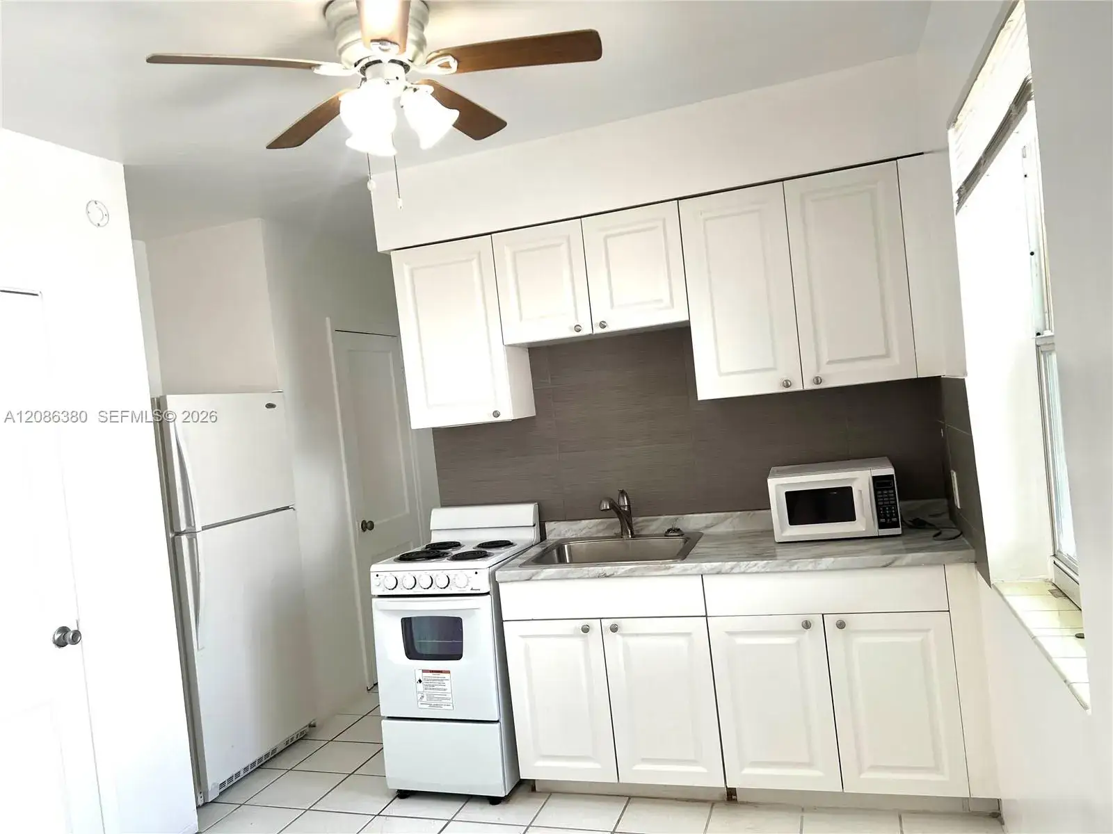 1931 Jefferson St, Hollywood FL 33020