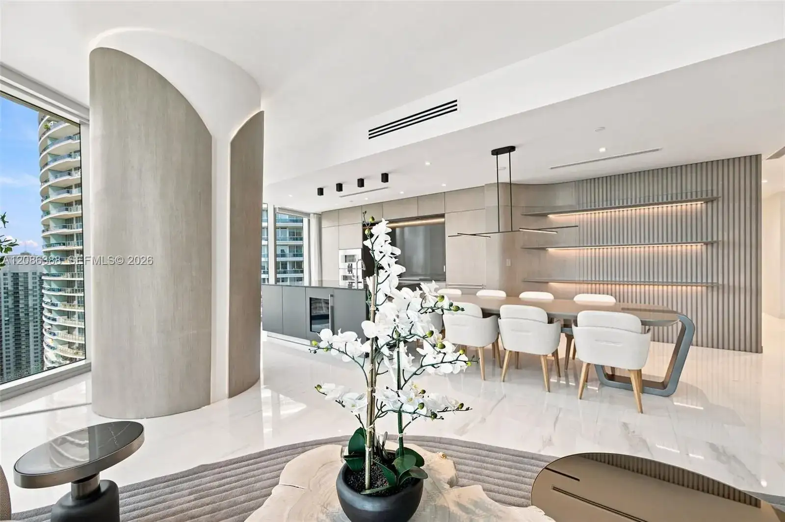 300 Biscayne Blvd Way # 3807, Miami FL 33131 photo 3