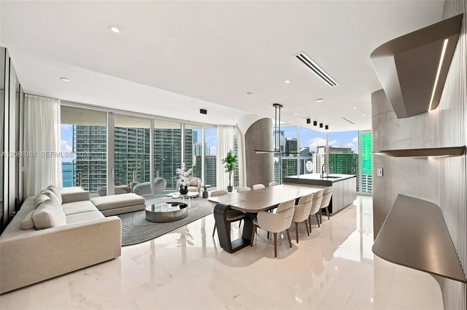 300 Biscayne Blvd Way # 3807, Miami FL 33131 photo 4