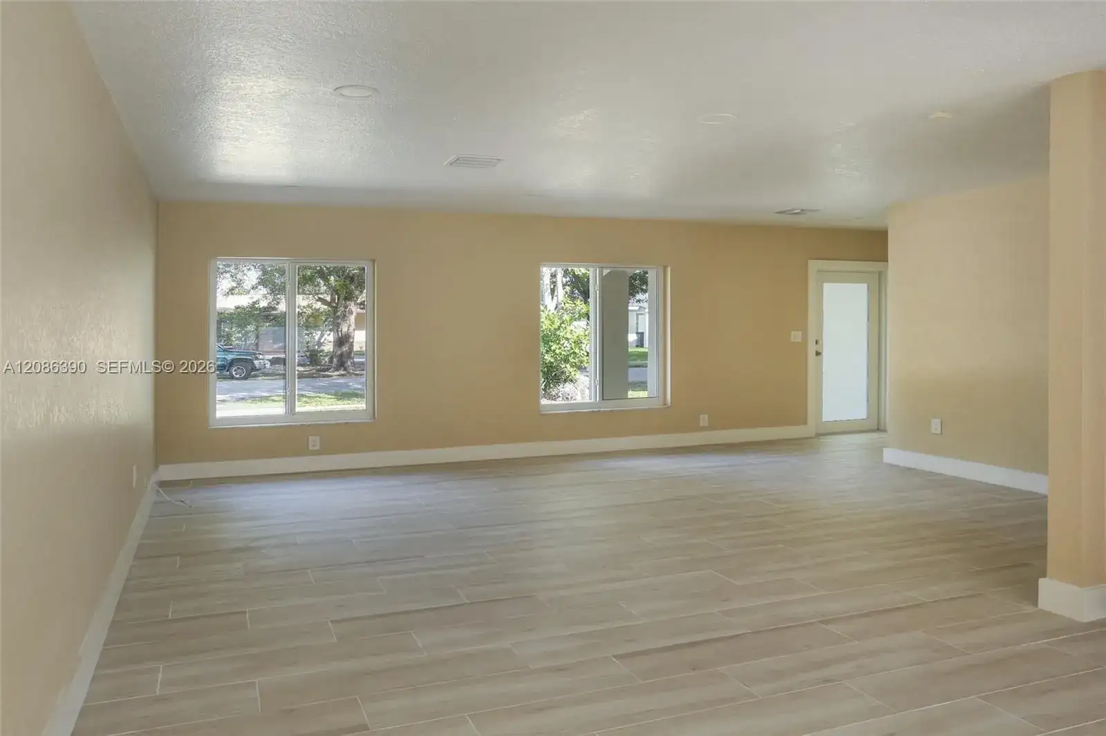 8870 SW 87th St, Miami FL 33173 photo 5