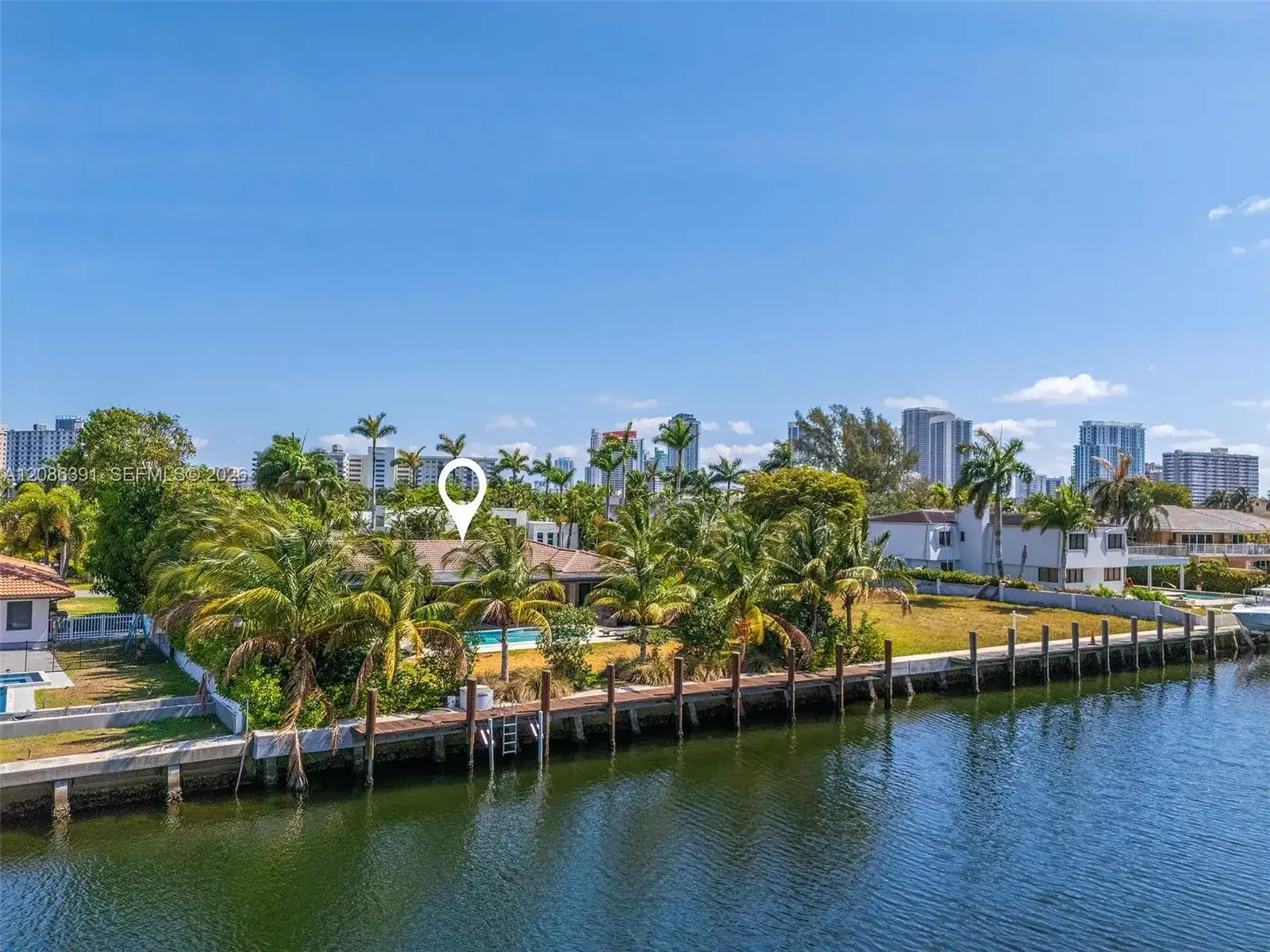 419 Alamanda Dr, Hallandale Beach FL 33009