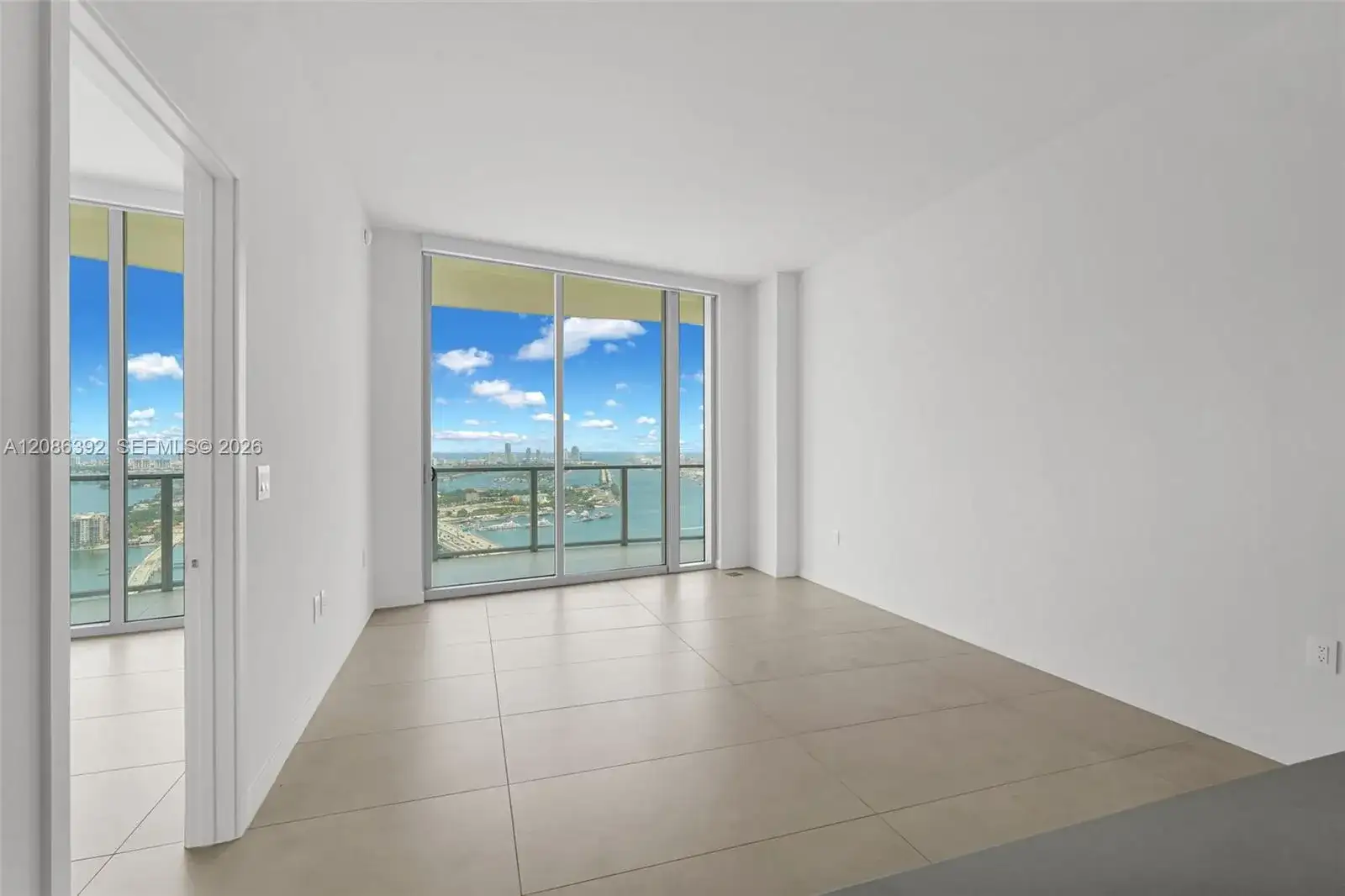 1400 Biscayne Blvd # 3705, Miami FL 33132 photo 5